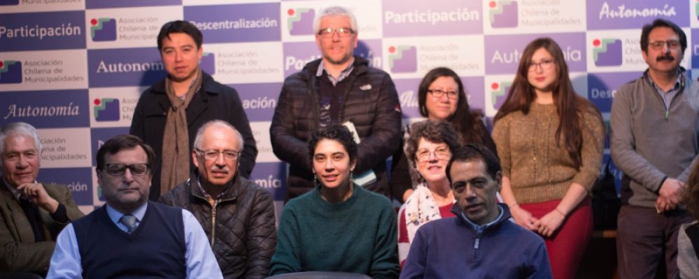 AChM y SUBDERE apoyan a las comunas con Agua Potable Rural de la Región Metropolitana