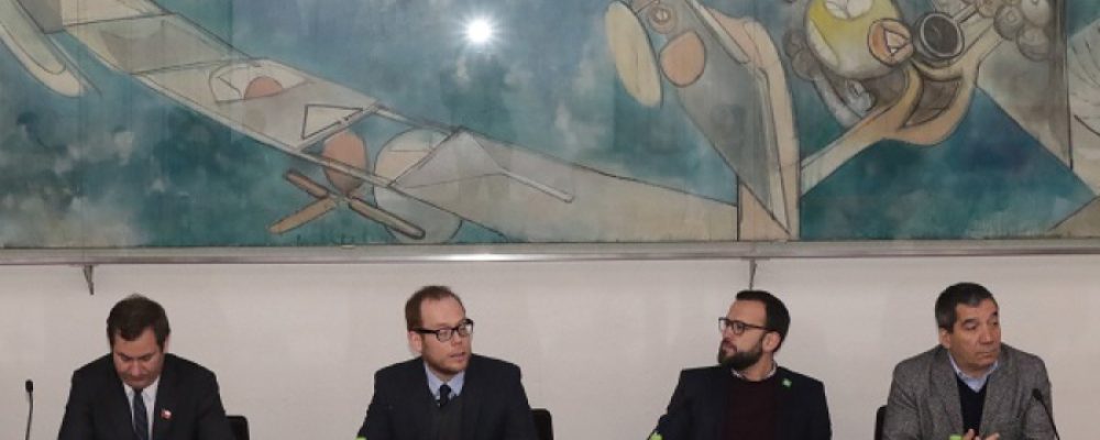 AChM participa en panel de discusión “Desafíos de las políticas Públicas en torno al manejo de contingencias”