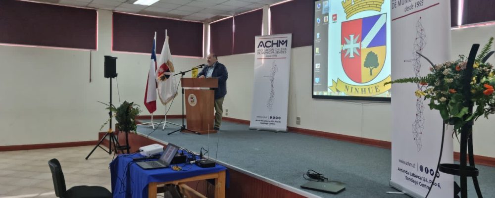 ACHM realiza en Ninhue el Taller “Construyendo una Salud Universal”