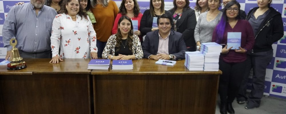 Comisión de Salud de la AChM lanza Guía Rápida de Consultas Jurídicas sobre APS