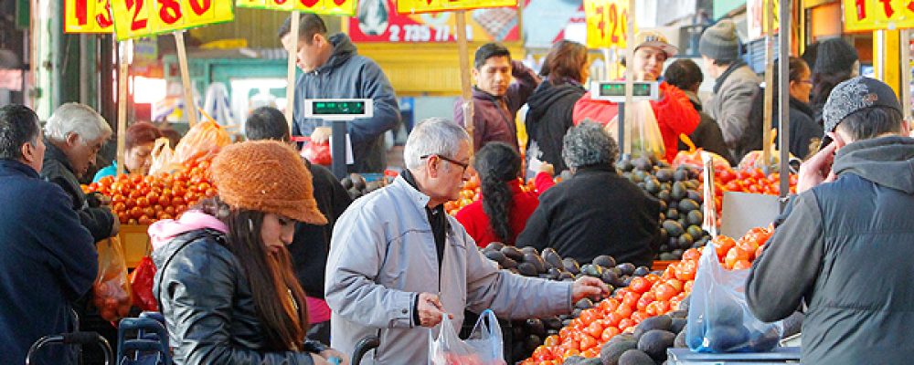 Alcalde de Huechuraba emplaza al gobierno a fijar los precios de los alimentos ante la especulación y eventual alza de los productos de primera necesidad.