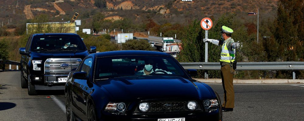 Municipios piden suspender restricción vehicular para prevenir contagios en el transporte público